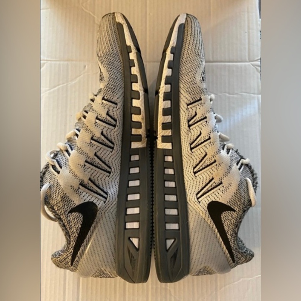 Nike Air Zoom Odyssey Sneakers - Picture 4 of 6